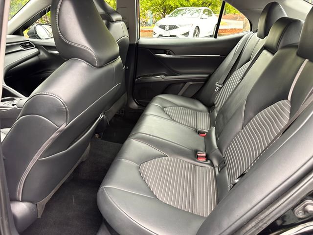 Used 2023 Toyota Camry SE w/ Cold Weather Package FWD image 15