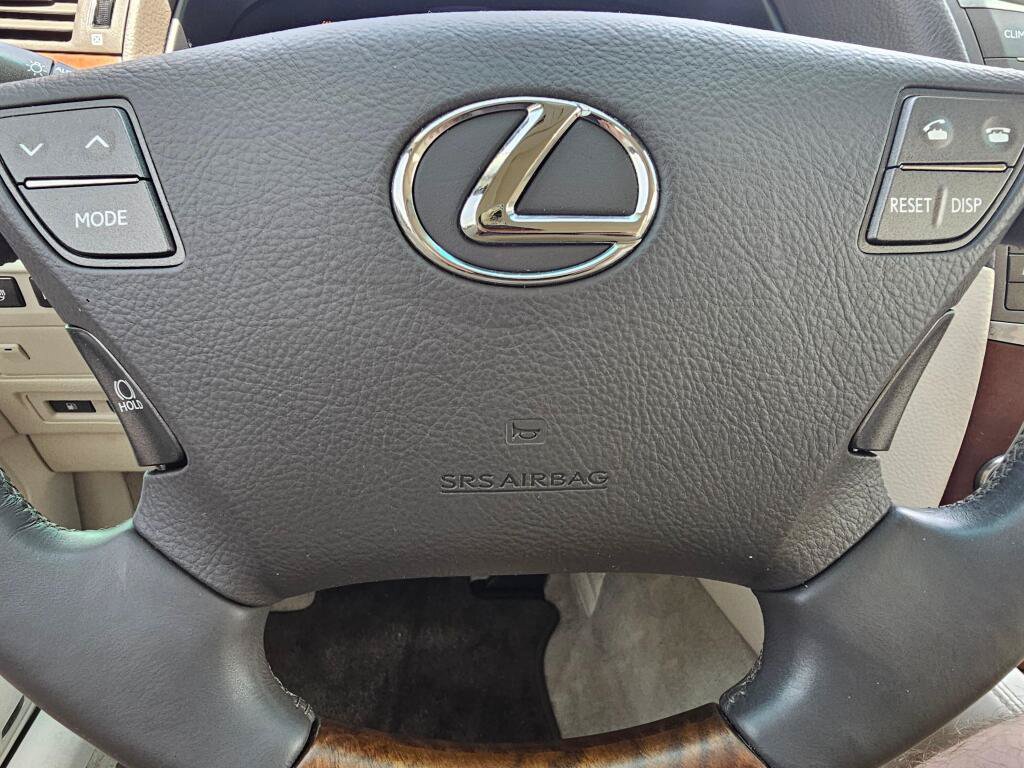 Used 2012 Lexus LS 460 AWD w/ Luxury Value Edition image 24