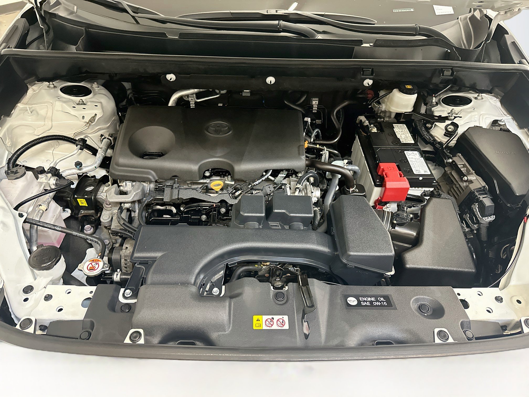 Used 2025 Toyota RAV4 LE AWD/4WD image 34