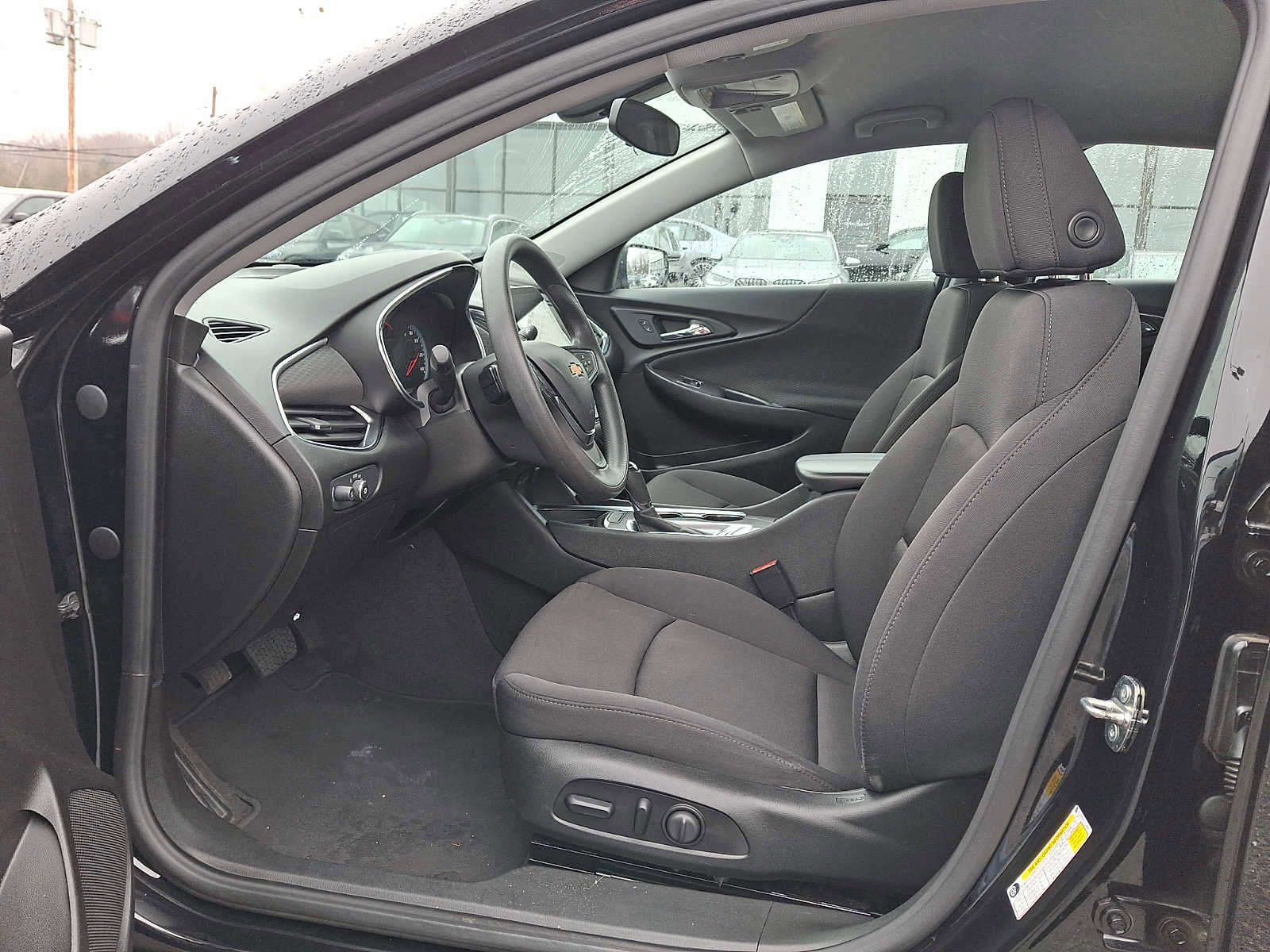 Used 2020 Chevrolet Malibu LT w/ Midnight Edition image 13