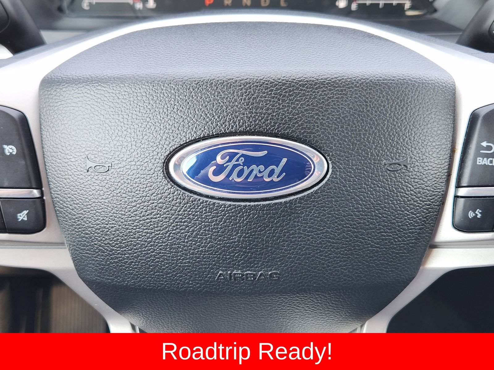 Used 2024 Ford Explorer XLT w/ Equipment Group 202A AWD/4WD image 39