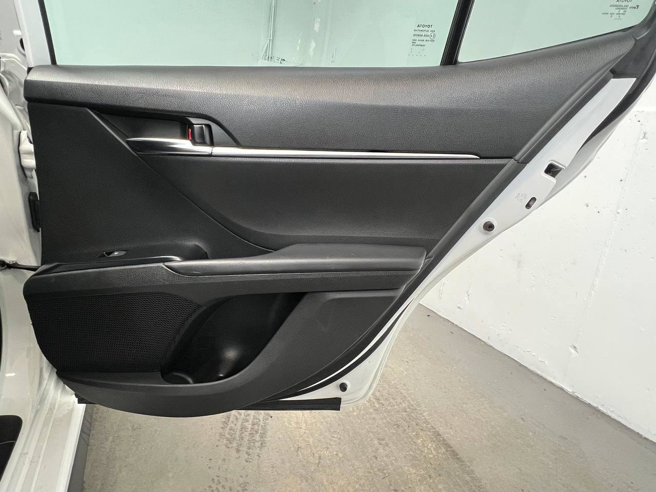 Used 2018 Toyota Camry XSE image 13