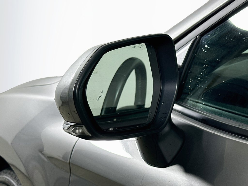 Used 2026 Toyota Camry SE FWD image 36