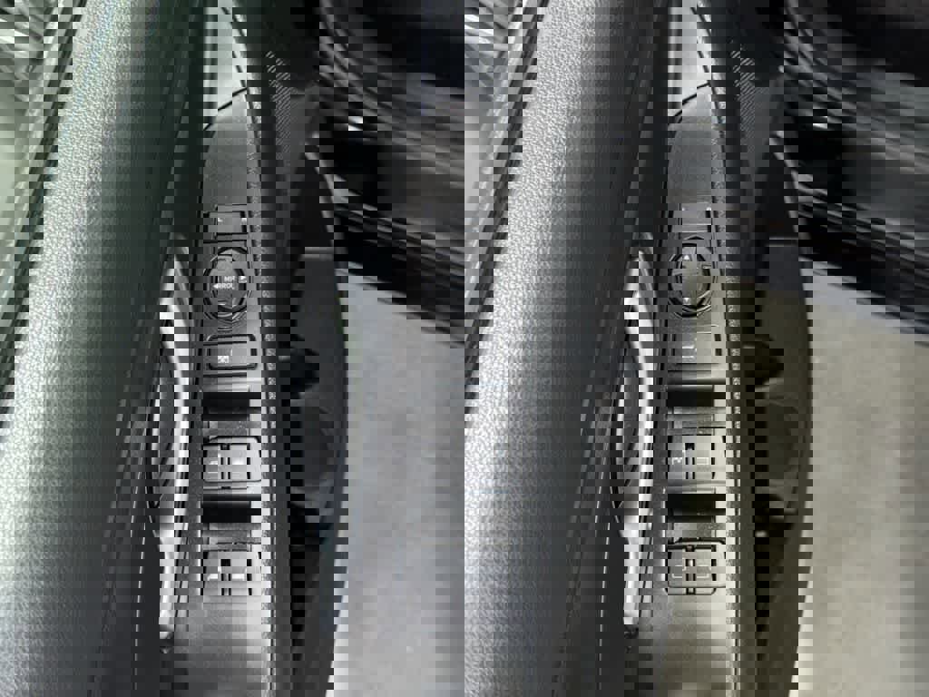 Used 2019 Hyundai Elantra GT w/ Style Package 02 image 22