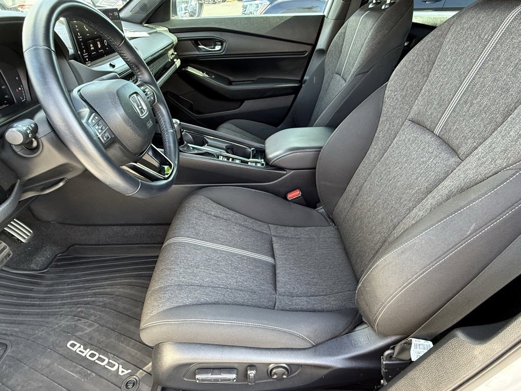 Used 2023 Honda Accord Sport image 12