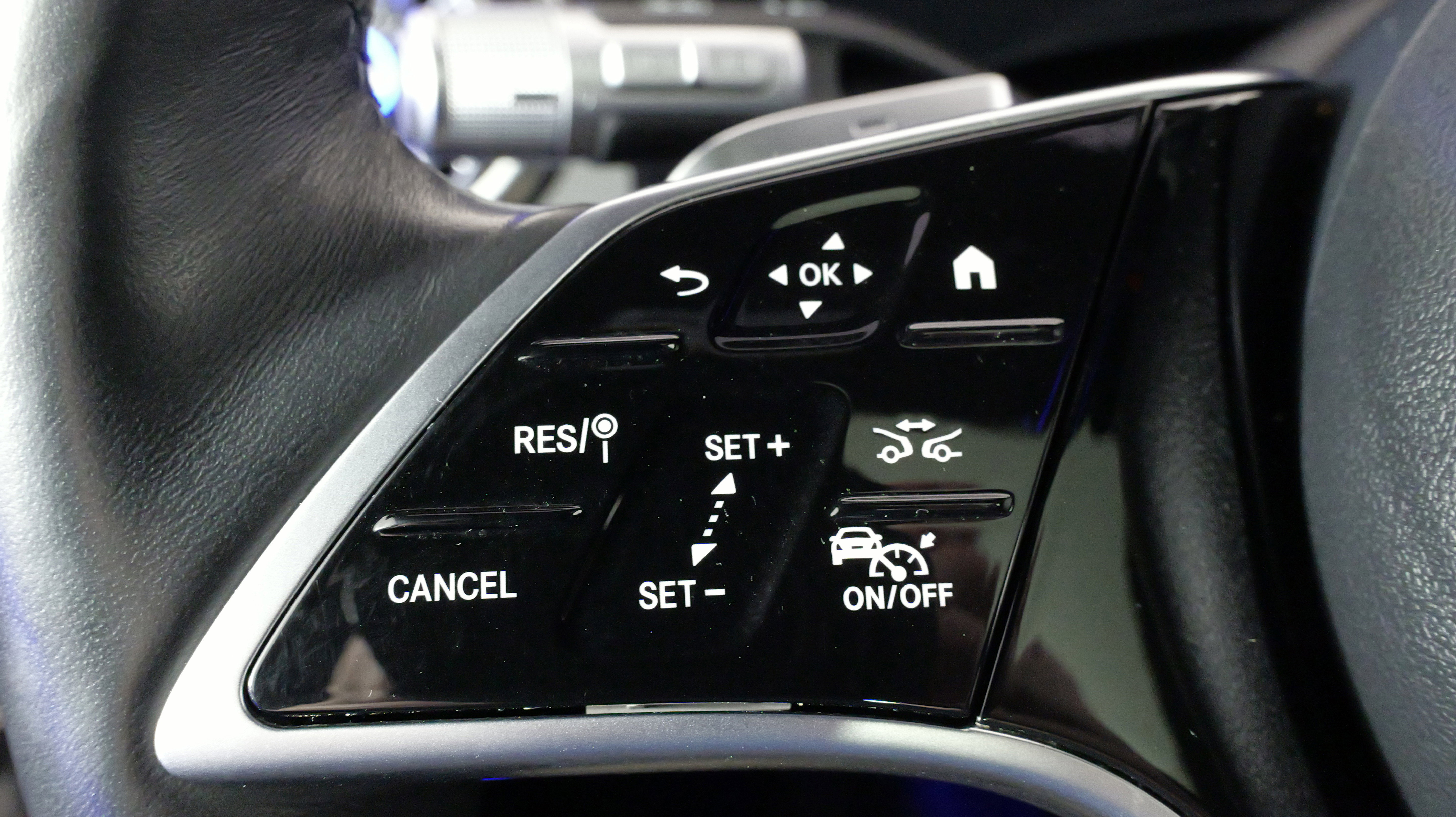 Used 2023 Mercedes-Benz EQS 580 4MATIC SUV image 49