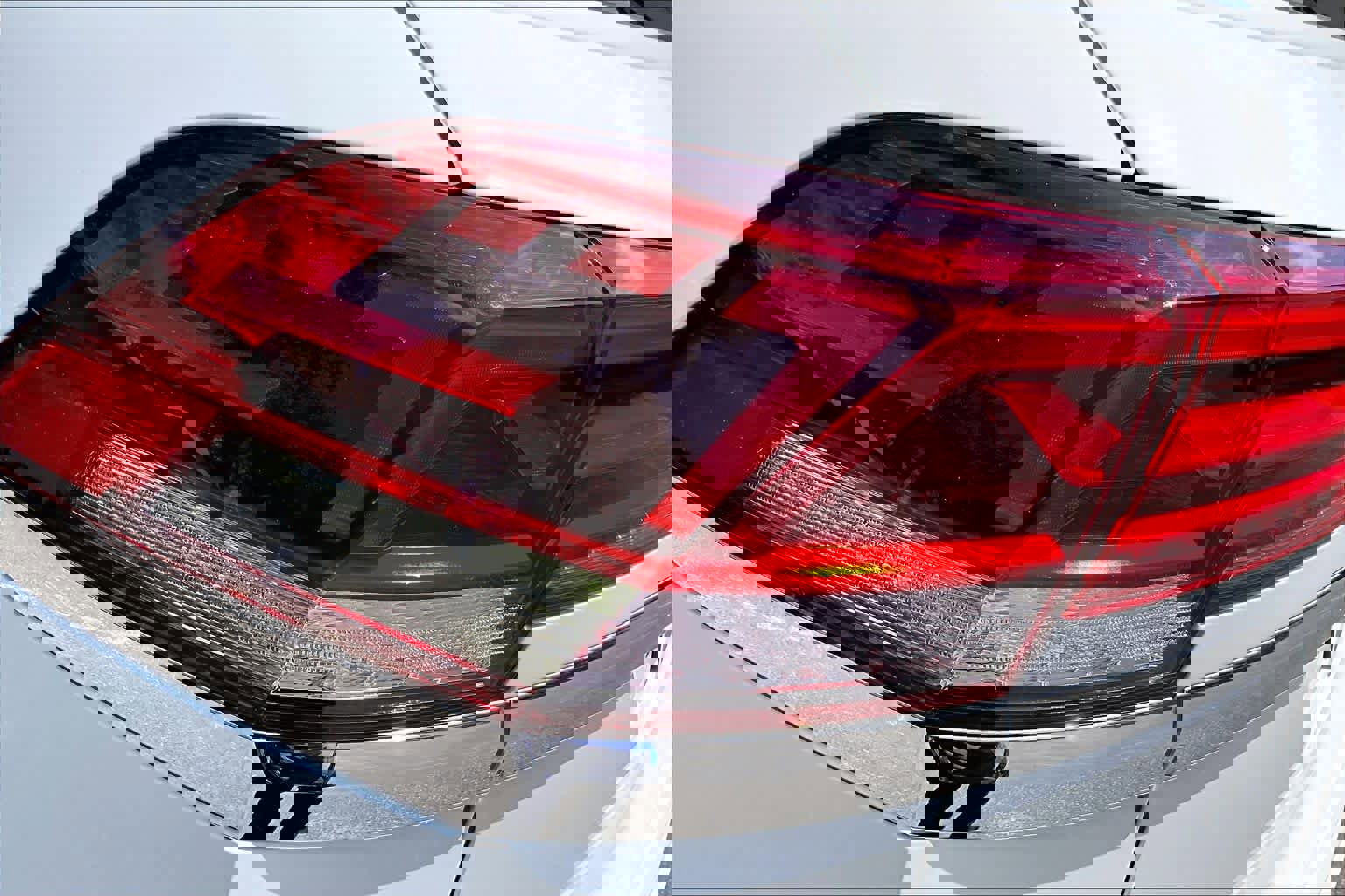 Certified 2023 Volkswagen Atlas Cross Sport SE w/ Black Wheel Package image 29