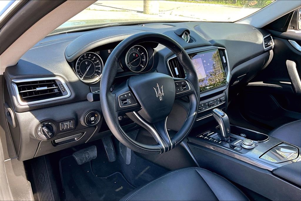 Used 2022 Maserati Ghibli GT image 18