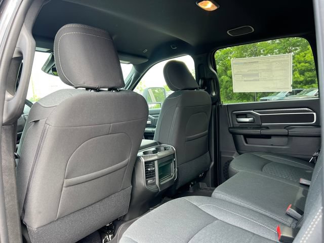 New 2026 RAM 3500 Big Horn AWD/4WD image 39
