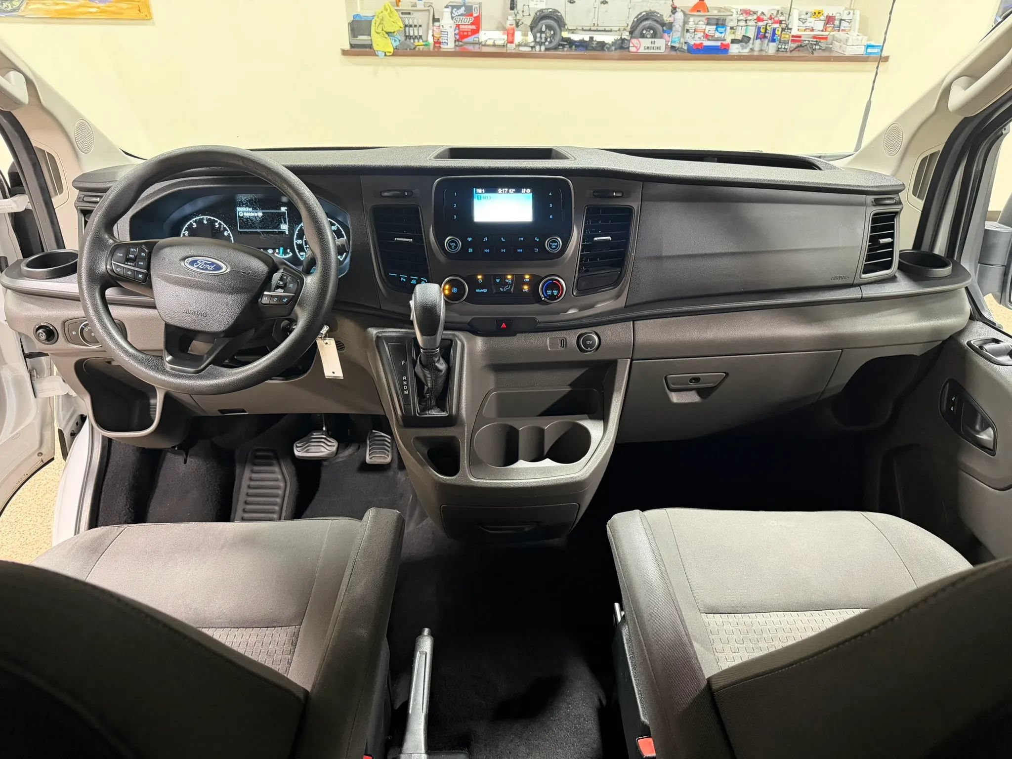 Used 2020 Ford Transit 350 XLT RWD image 45