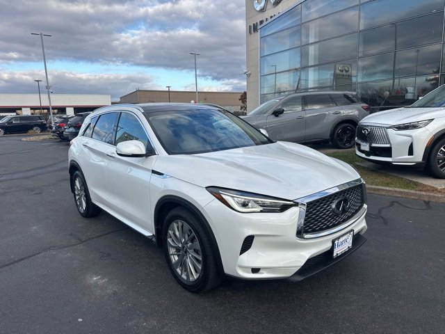 Certified 2023 INFINITI QX50 Luxe image 3