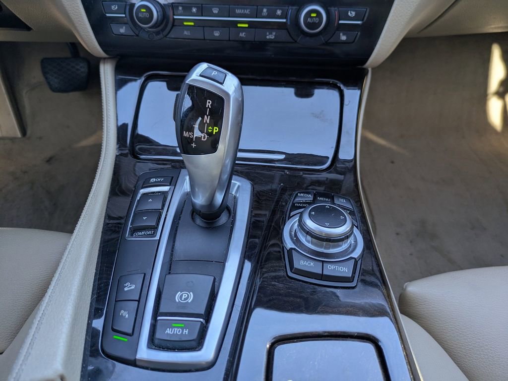 Used 2013 BMW 535i xDrive Sedan image 17