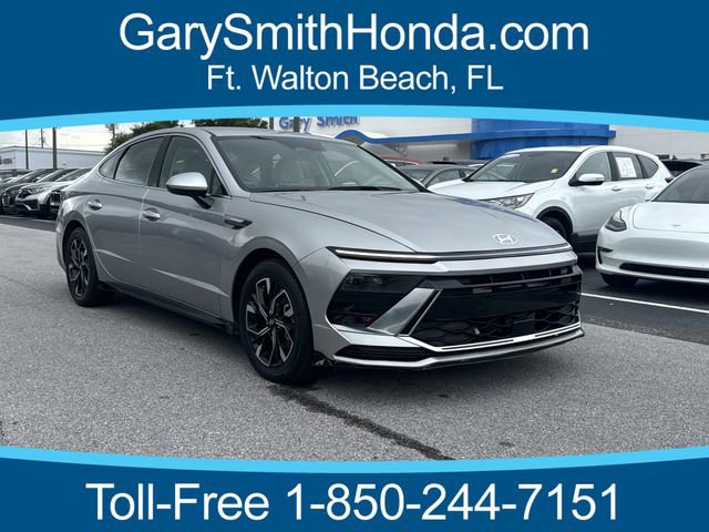 Used 2025 Hyundai Sonata SEL FWD image 1