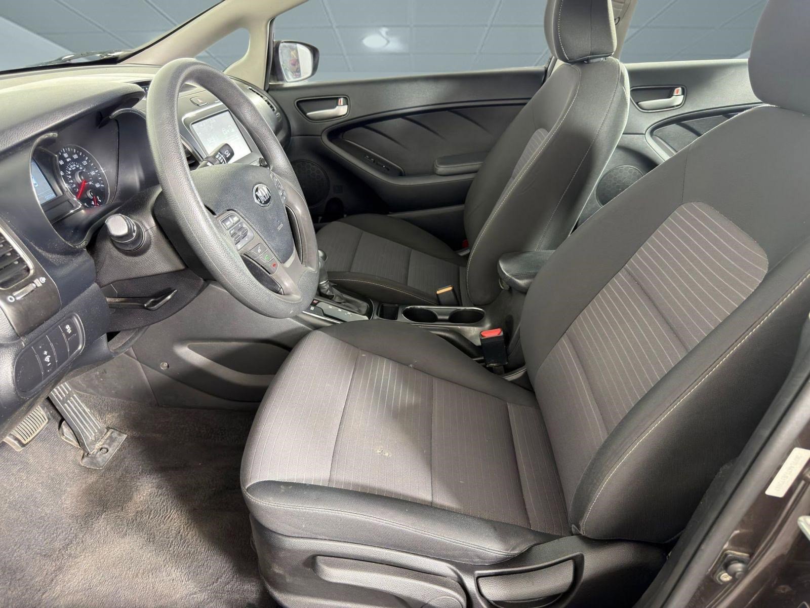 Used 2018 Kia Forte LX w/ LX Popular Package image 5