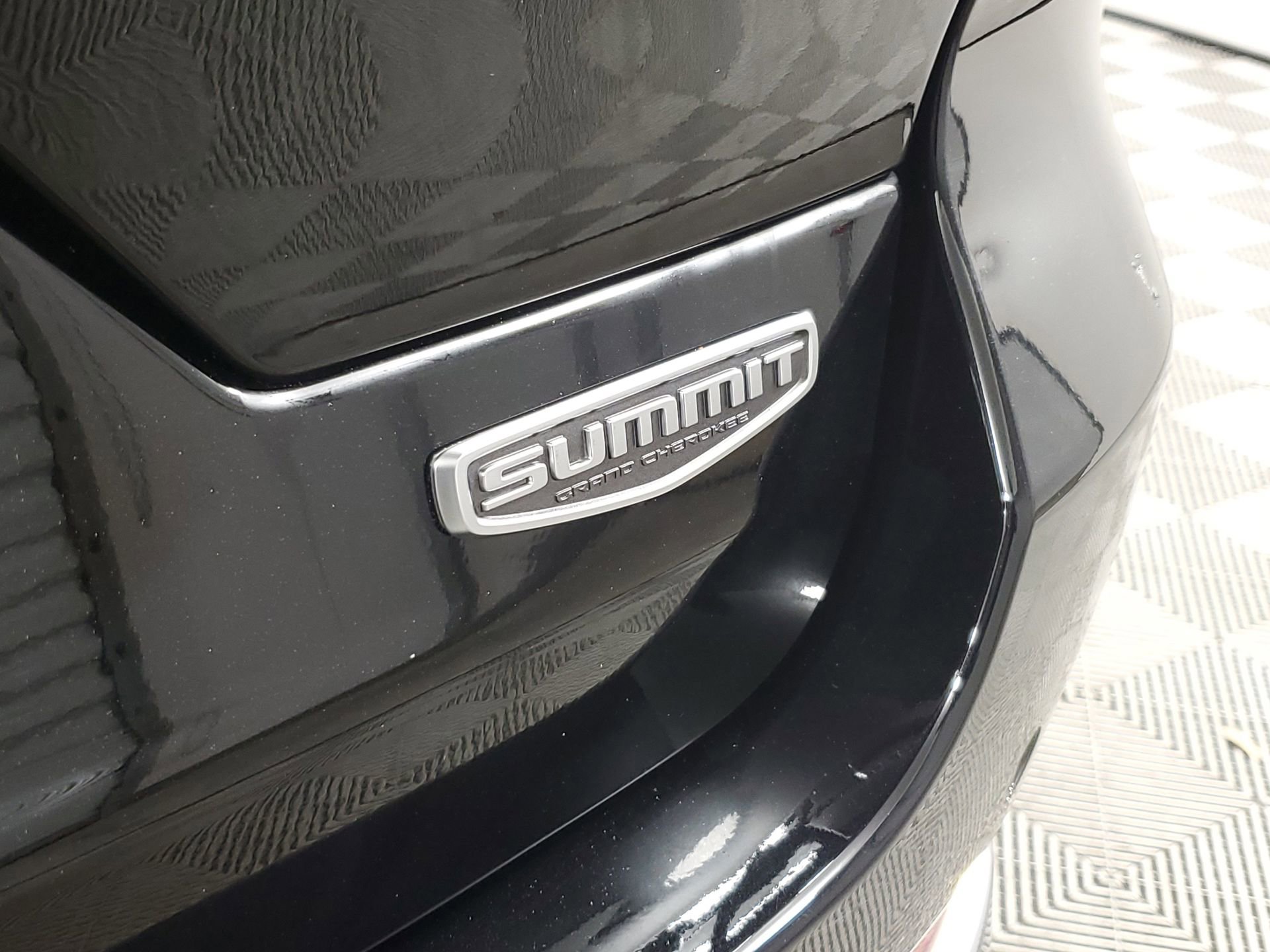 Used 2022 Jeep Grand Cherokee Summit w/ Advanced Protech Group IV image 20