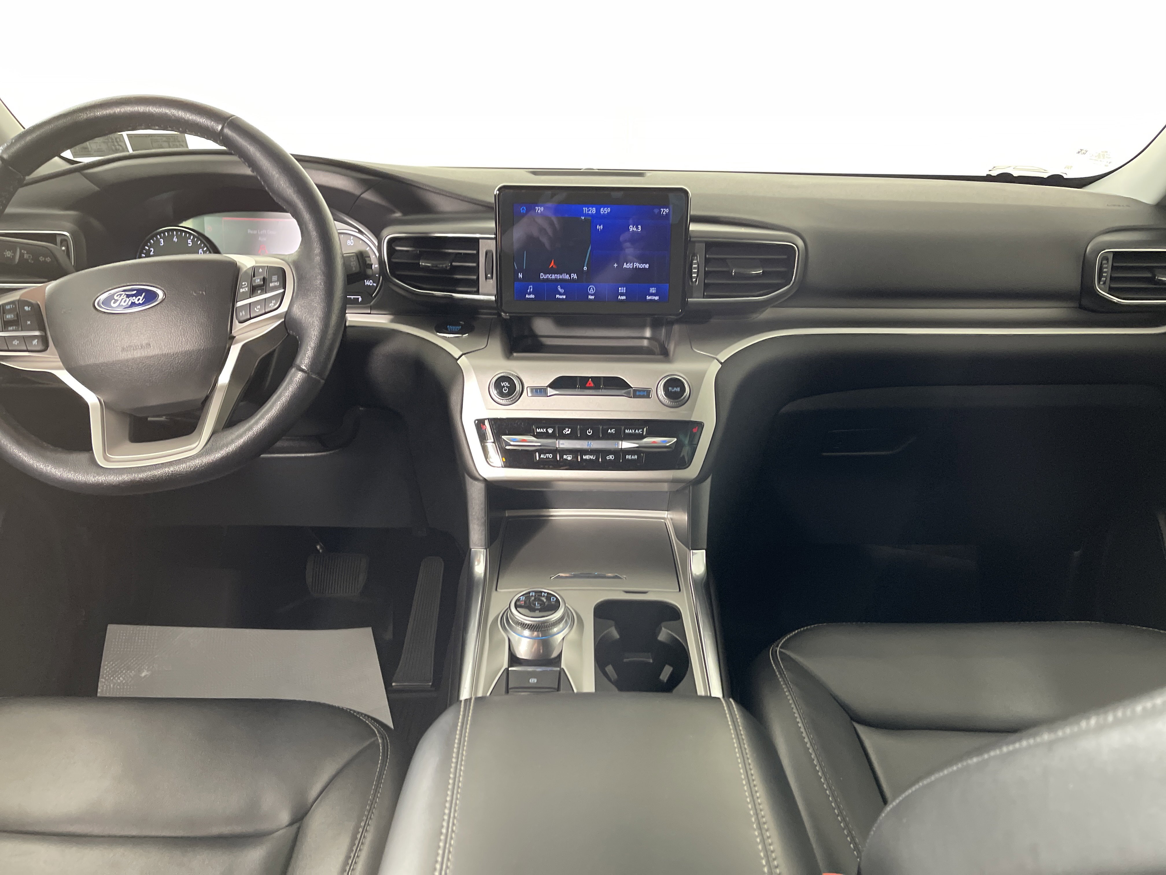 Used 2022 Ford Explorer XLT w/ Equipment Group 202A image 15