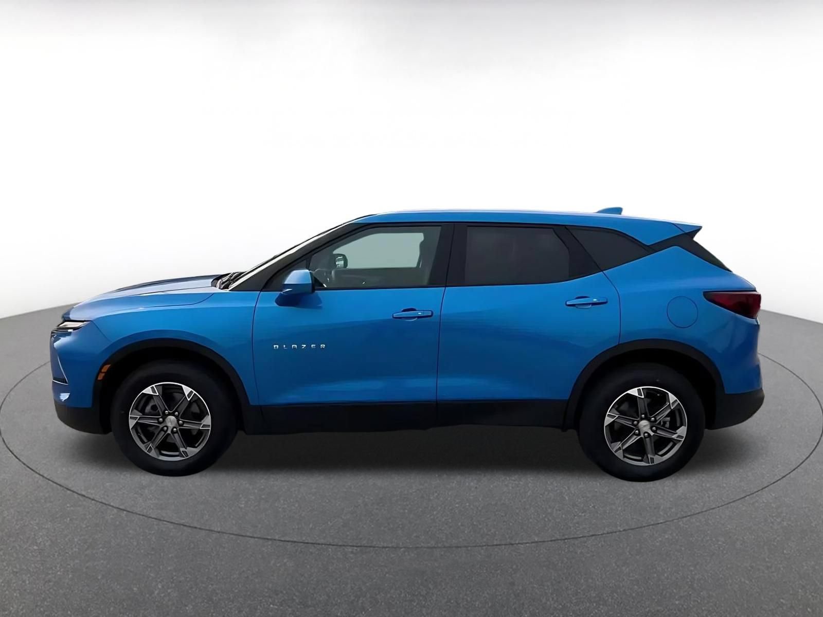Used 2026 Chevrolet Blazer LT AWD/4WD image 8