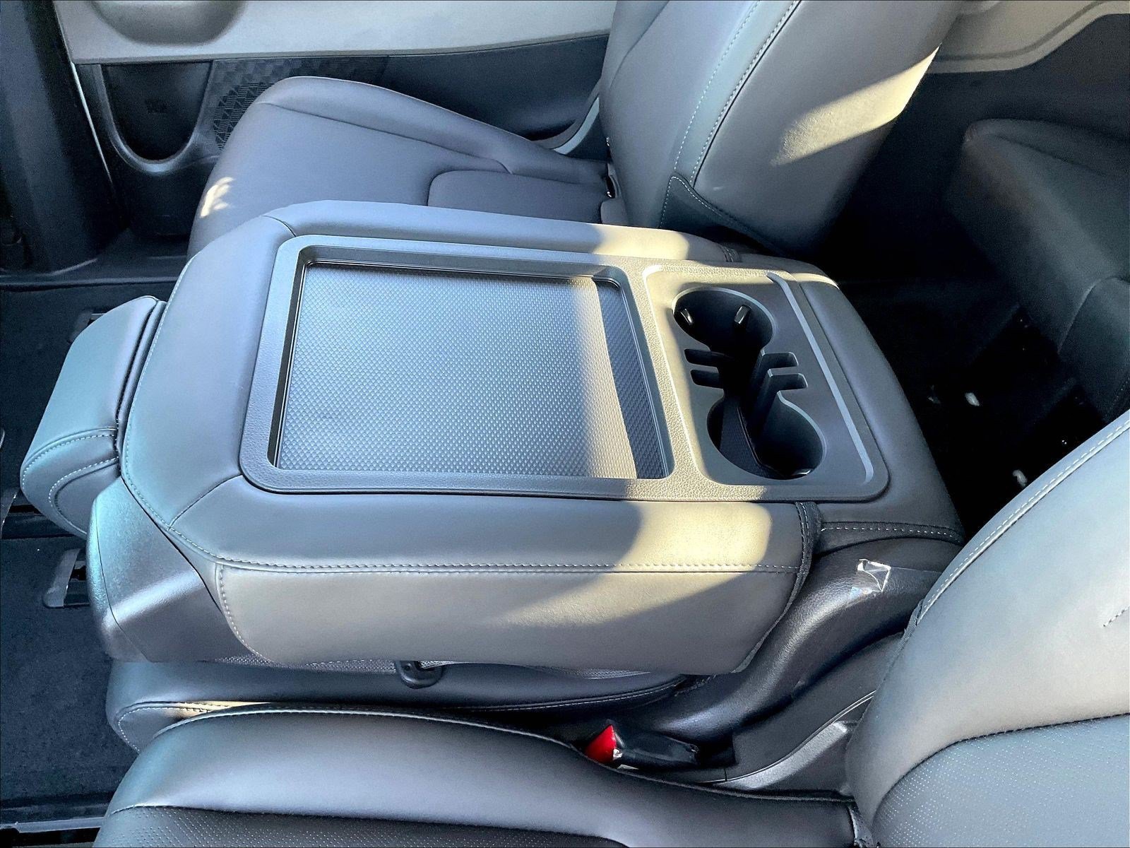 New 2027 Kia Carnival SX FWD image 27