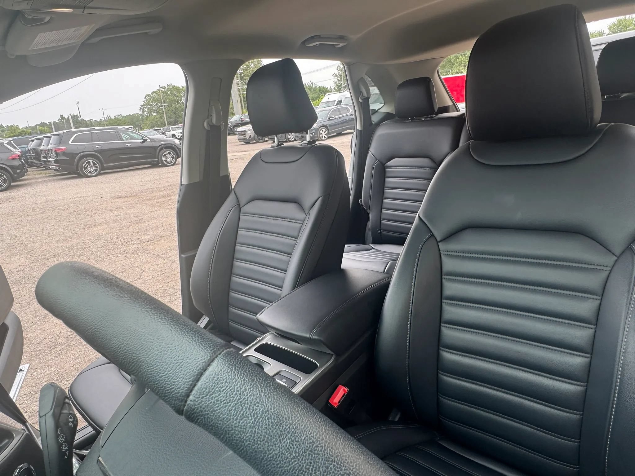 Used 2024 Ford Edge SEL w/ Convenience Package AWD/4WD image 12