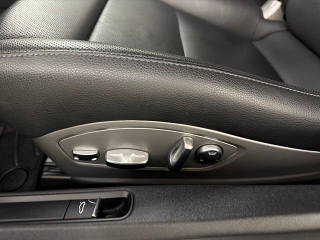 Used 2019 Porsche 718 Boxster RWD image 10
