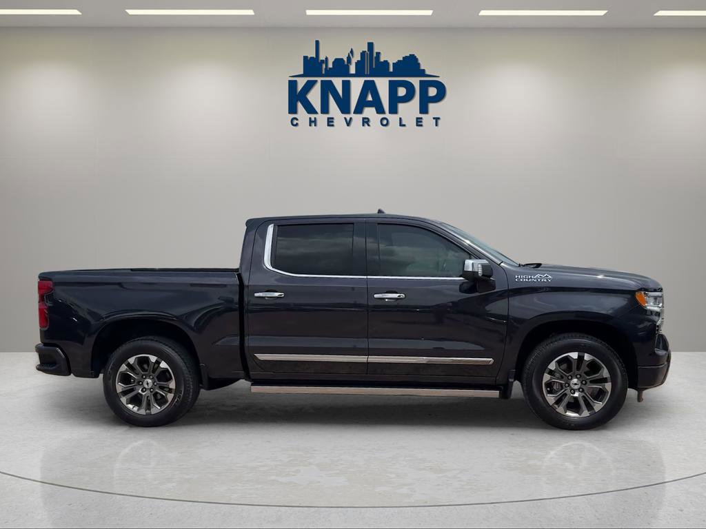 Used 2022 Chevrolet Silverado 1500 High Country w/ Technology Package RWD image 6