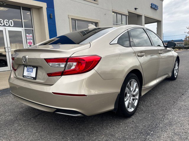 Used 2018 Honda Accord LX image 15