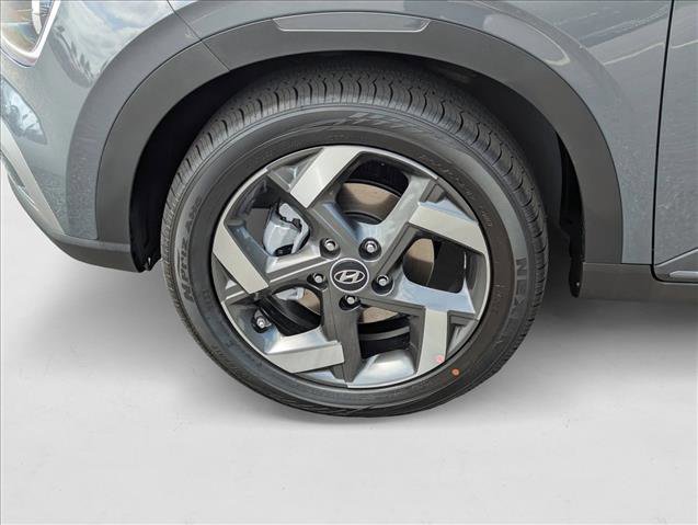 New 2025 Hyundai Venue Limited image 11