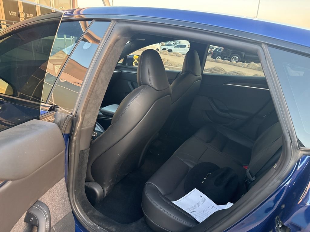 Used 2023 Tesla Model S Standard Range image 8