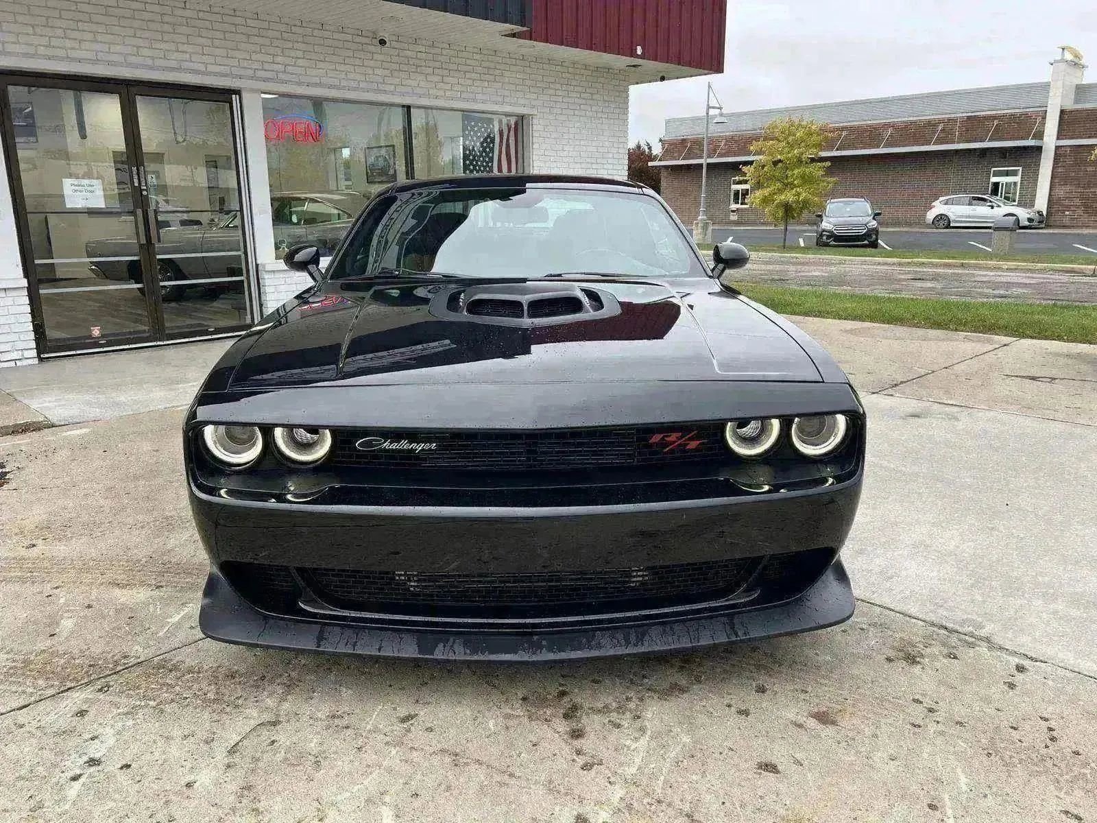Used 2022 Dodge Challenger R/T Scat Pack image 2