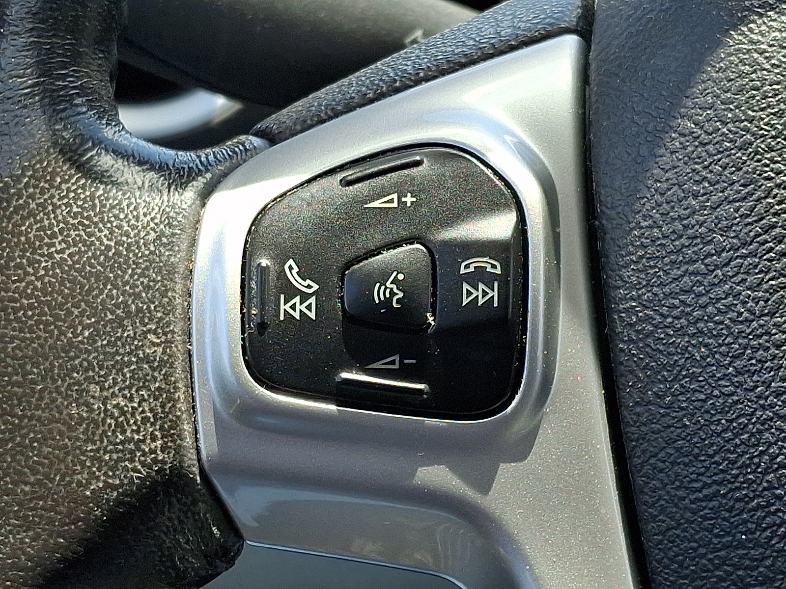 Used 2015 Ford Fiesta SE FWD image 19