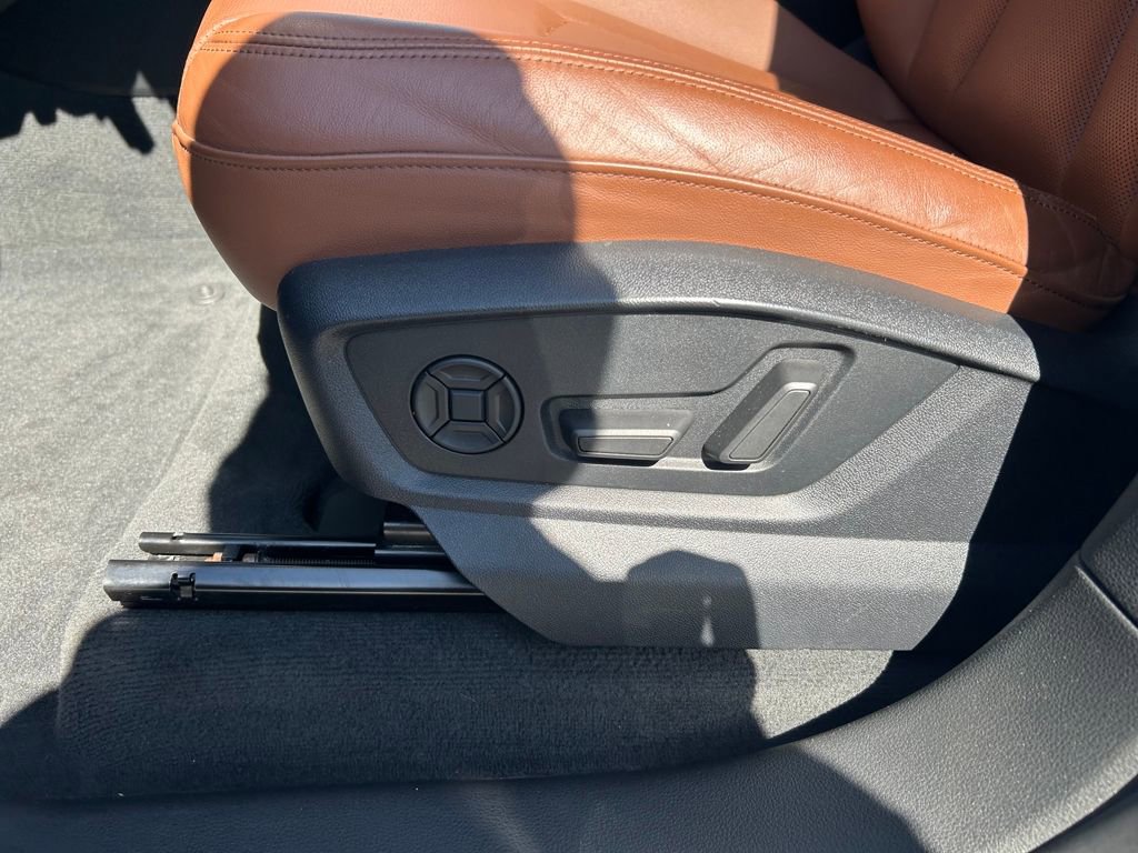 Used 2022 Audi Q8 Premium Plus w/ Premium Plus Package image 22