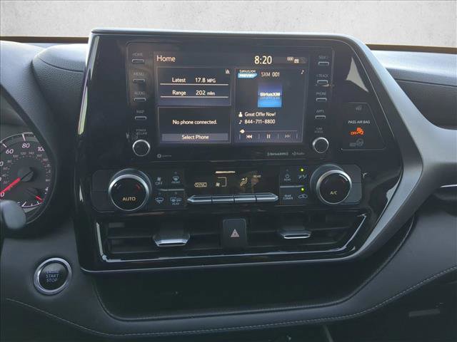 Used 2020 Toyota Highlander LE image 14