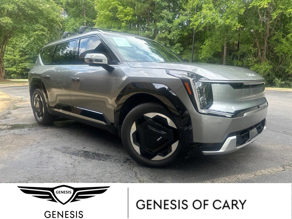 Used 2024 Kia EV9 Land AWD/4WD image 1