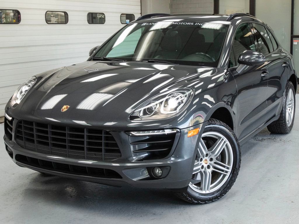 Used 2018 Porsche Macan AWD/4WD image 12