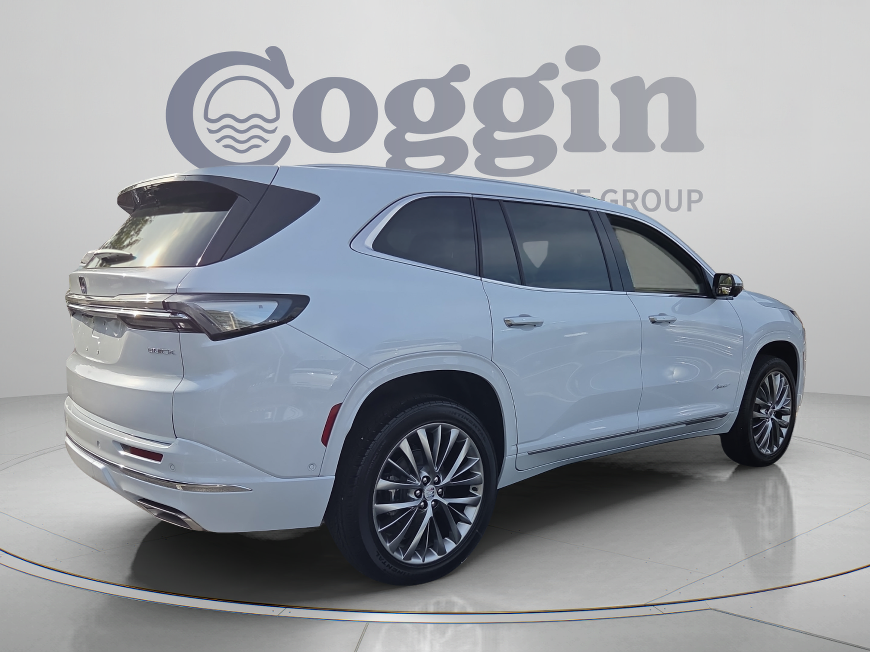 New 2026 Buick Enclave Avenir w/ Super Cruise Package FWD image 5
