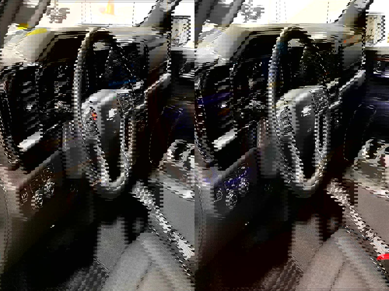 Certified 2022 Chevrolet Silverado 1500 LT image 8