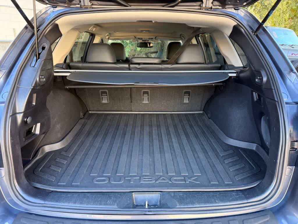 Used 2016 Subaru Outback 2.5i Limited AWD/4WD image 20