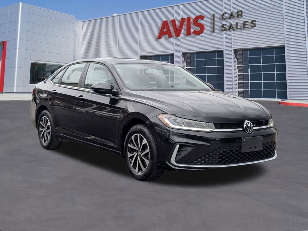 Used 2025 Volkswagen Jetta S image 9