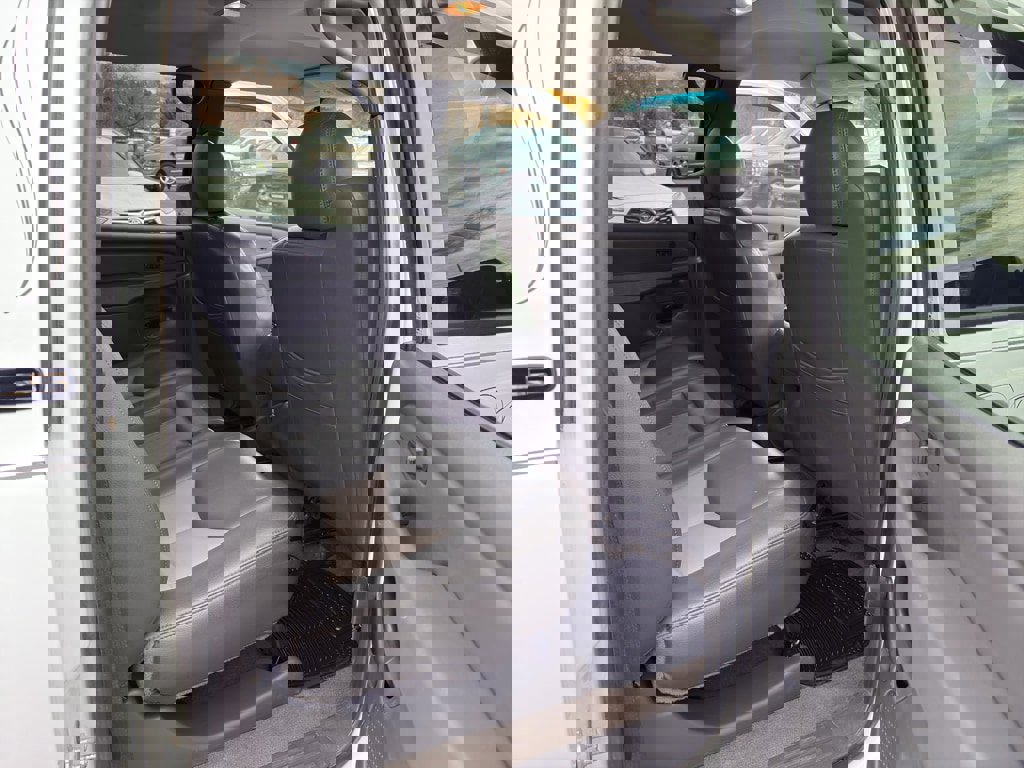 Used 2006 Chevrolet Silverado 3500 LS image 20