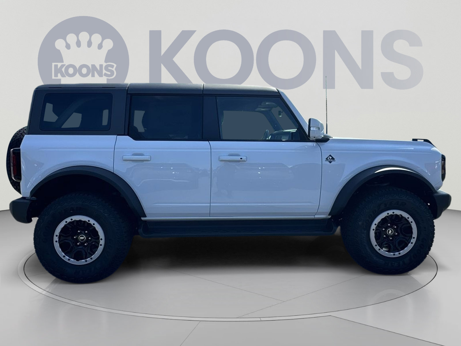 New 2025 Ford Bronco Outer Banks w/ Sasquatch Package AWD/4WD image 12