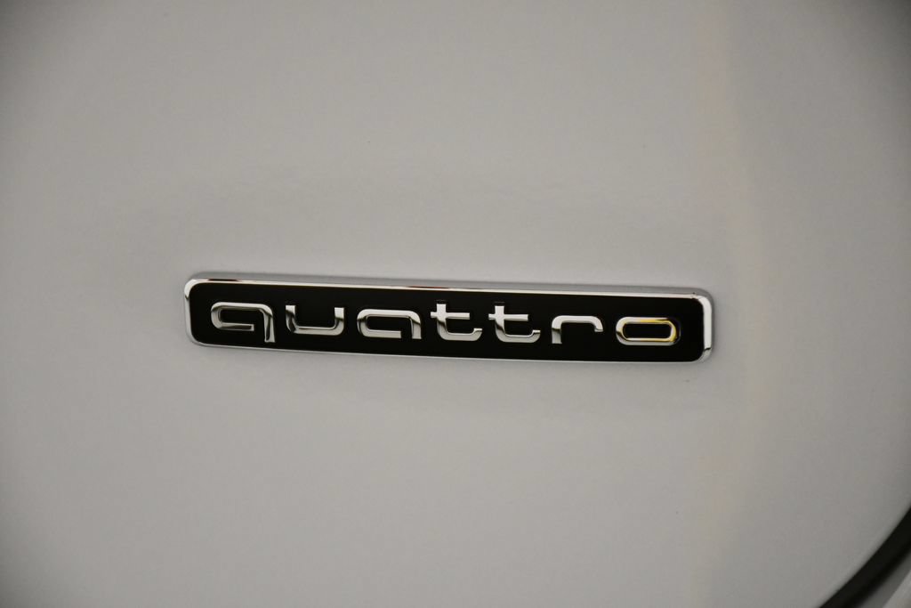 Used 2025 Audi A5 2.0T Premium Plus w/ Premium Plus AWD/4WD image 10