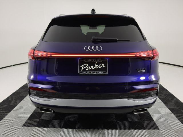 Certified 2025 Audi Q5 Premium w/ Premium Plus AWD/4WD image 4