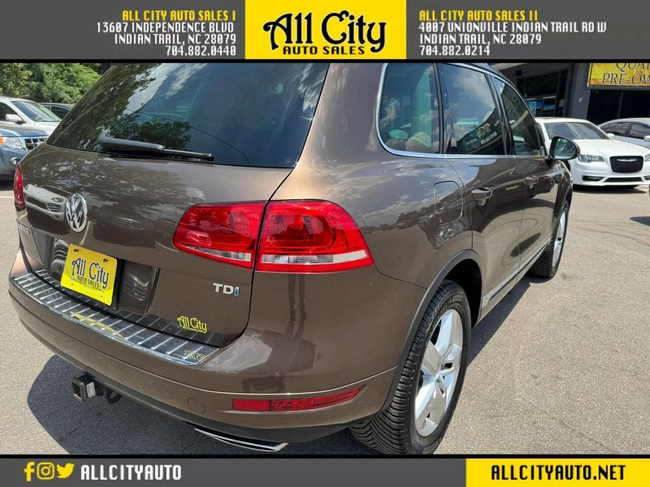 Used 2014 Volkswagen Touareg TDI AWD/4WD image 7