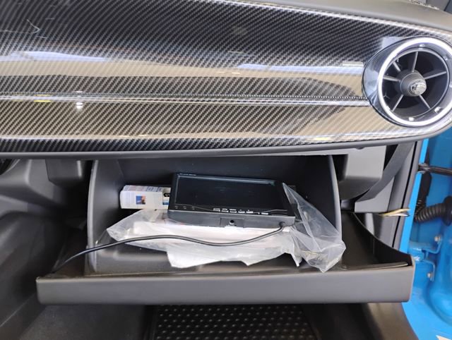 Used 2022 Chevrolet Camaro LT RWD image 27