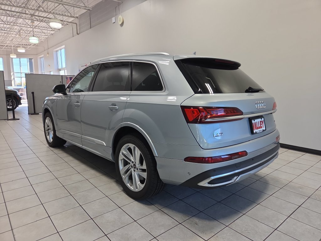 Used 2024 Audi Q7 3.0T Premium Plus AWD/4WD image 10