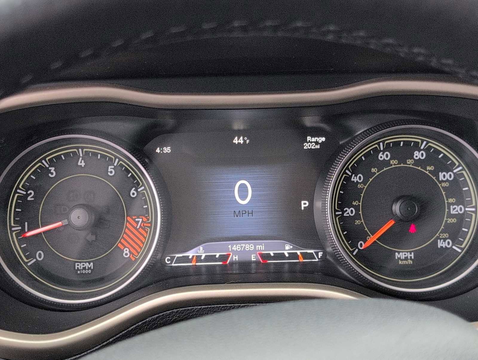 Used 2015 Jeep Cherokee Limited w/ Luxury Group image 31