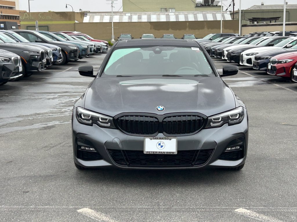 Used 2022 BMW 330i Sedan w/ M Sport Package RWD image 8
