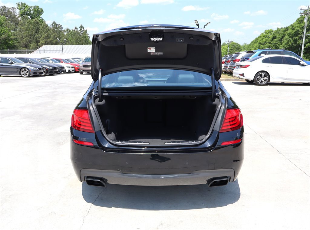 Used 2013 BMW 550i Sedan RWD image 38