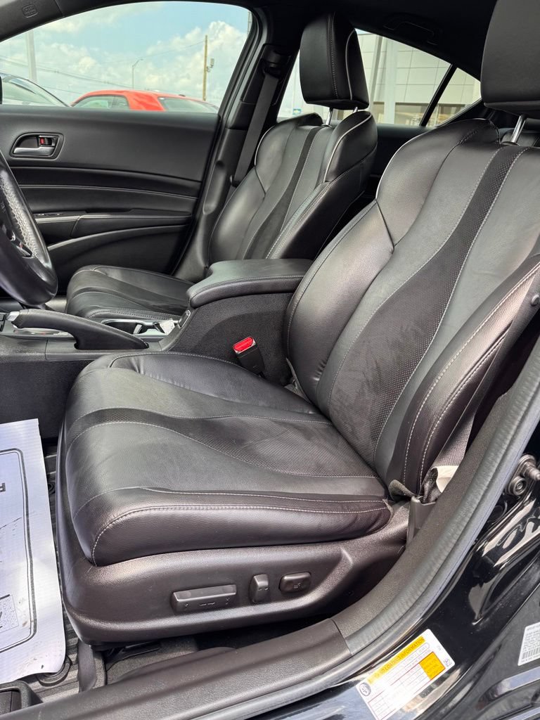 Used 2021 Acura ILX FWD image 10