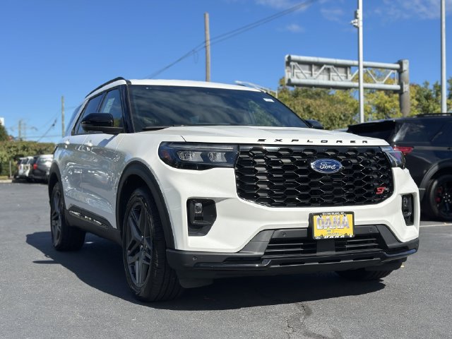 Used 2025 Ford Explorer ST AWD/4WD image 49